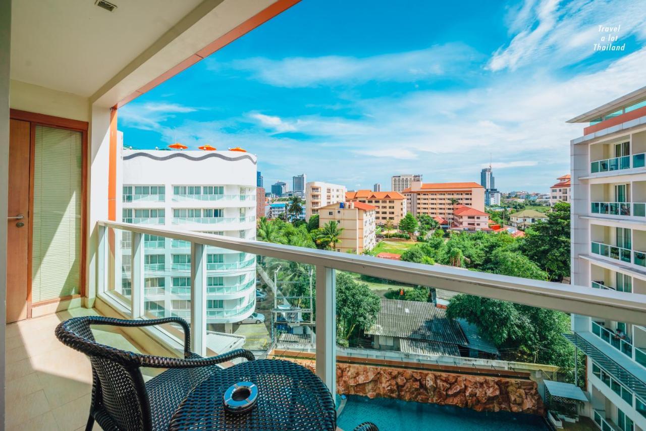 Centara Nova Hotel Pattaya Exterior photo